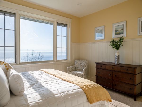 Lake Michigan Views Vacation Home Sleeps 12 Guests