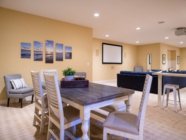Lake Michigan Views Vacation Home Sleeps 12 Guests