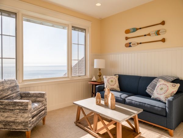 Lake Michigan Views Vacation Home Sleeps 12 Guests