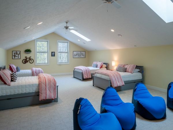 Lake Michigan Views Vacation Home Sleeps 12 Guests