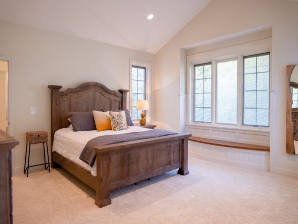 Lake Michigan Views Vacation Home Sleeps 12 Guests