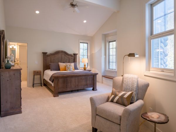 Lake Michigan Views Vacation Home Sleeps 12 Guests