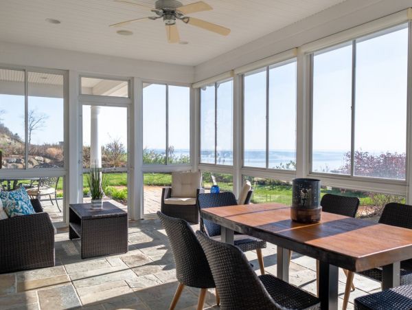Lake Michigan Views Vacation Home Sleeps 12 Guests