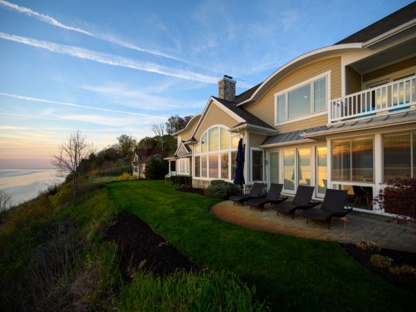 Lake Michigan Views Vacation Home Sleeps 12 Guests