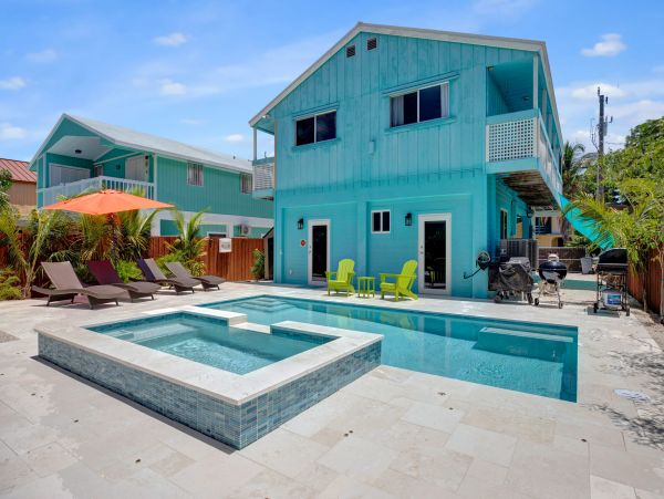Lovely Largo Key Vacation Pool Home