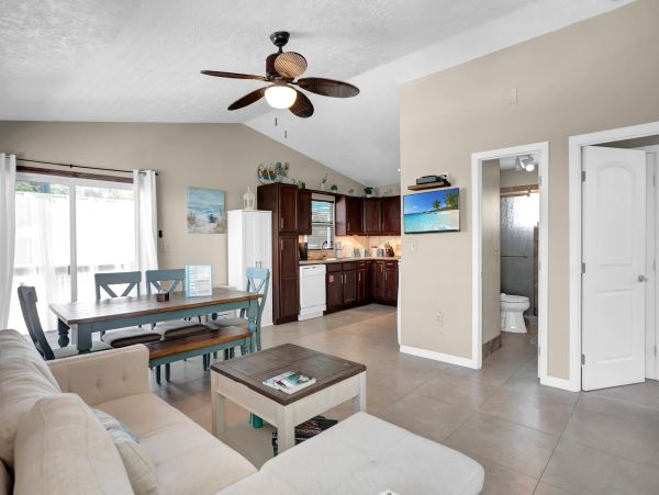 Lovely Largo Key Vacation Pool Home