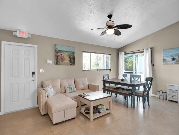 Lovely Largo Key Vacation Pool Home