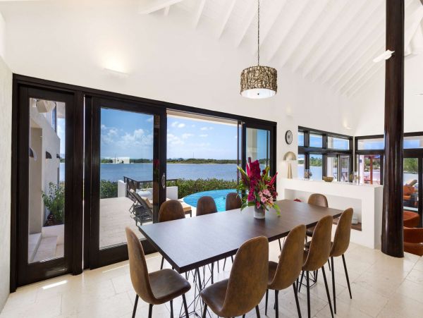 Cayman Islands Gorgeous 3 Bedroom Vacation Pool Home