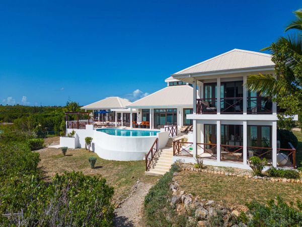 Cayman Islands Gorgeous 3 Bedroom Vacation Pool Home