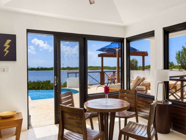 Cayman Islands Gorgeous 3 Bedroom Vacation Pool Home