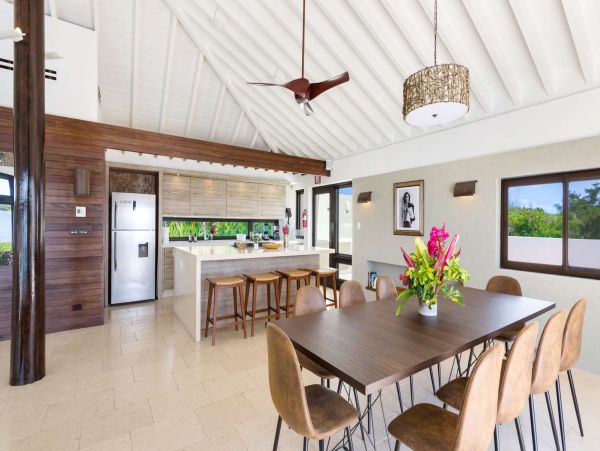 Cayman Islands Gorgeous 3 Bedroom Vacation Pool Home