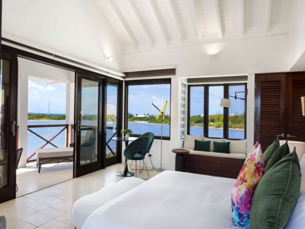 Cayman Islands Gorgeous 3 Bedroom Vacation Pool Home