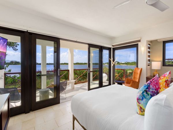 Cayman Islands Gorgeous 3 Bedroom Vacation Pool Home