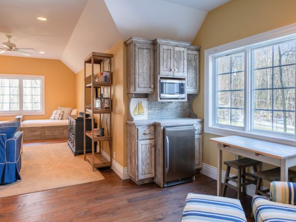 Lake Views Fennville Vacation Home 6 Bedroom