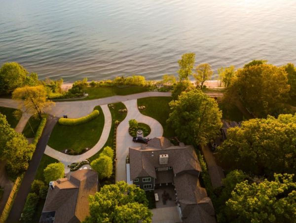 Lake Views Fennville Vacation Home 6 Bedroom
