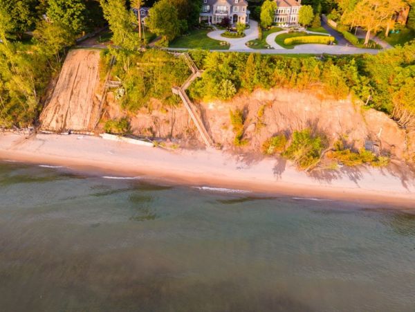 Lake Views Fennville Vacation Home 6 Bedroom