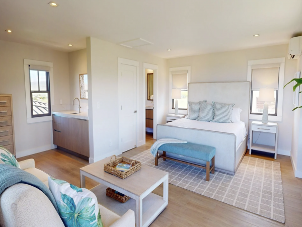 Big Island Luxury Ocean Rental Villa Main House & Guest House