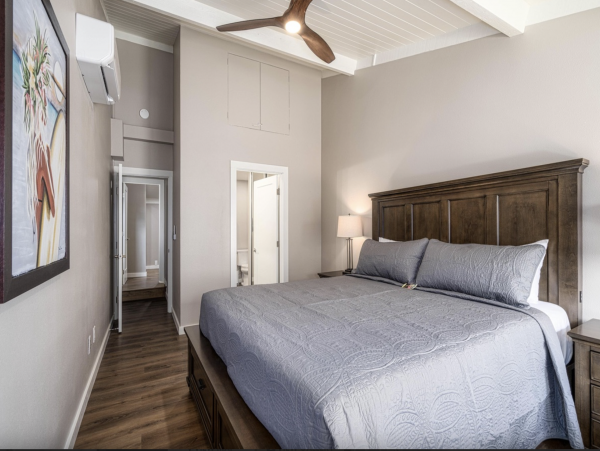 Three Bedroom Vacation Home Across from Beach