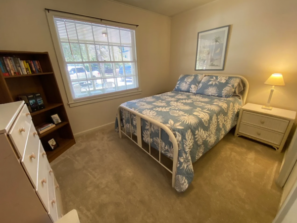Isle of Palms Vacation Rental Steps from the Beach