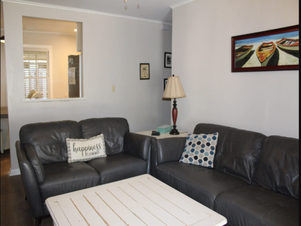 Isle of Palms Vacation Rental Steps from the Beach