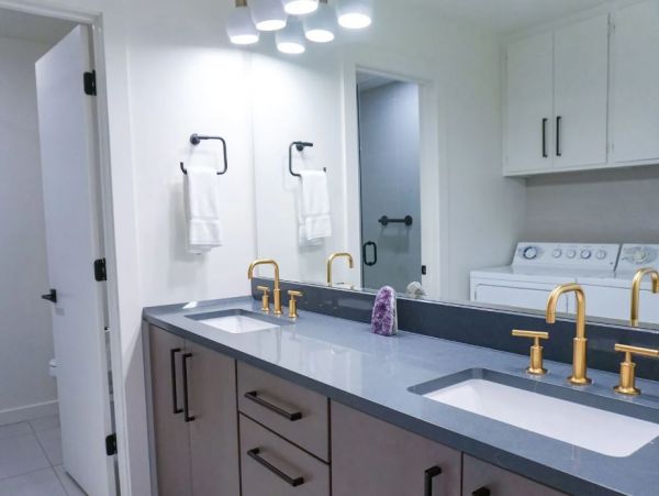 Wilson Vacation Condo Sleeps 7 Guests