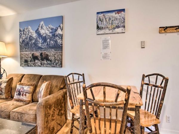 Elegant Two Bedroom Vacation Condo in Teton Village