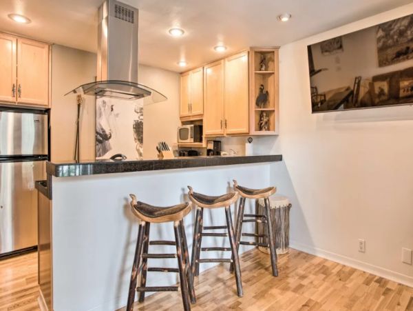 Elegant Two Bedroom Vacation Condo in Teton Village