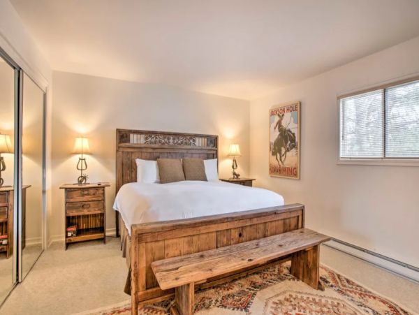 Elegant Two Bedroom Vacation Condo in Teton Village