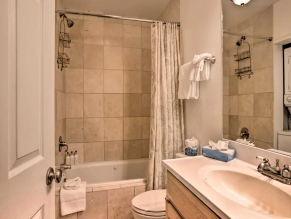 Elegant Two Bedroom Vacation Condo in Teton Village