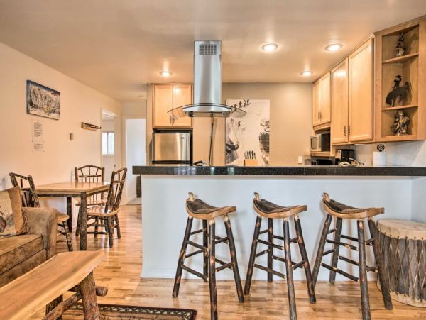 Elegant Two Bedroom Vacation Condo in Teton Village