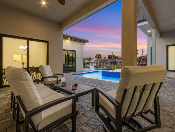 Canal Front Five Bedroom Luxury Vacation Home in Cape Coral
