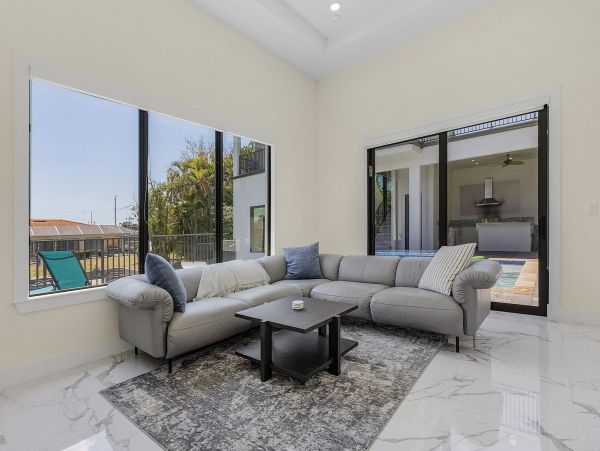 Canal Front Five Bedroom Luxury Vacation Home in Cape Coral