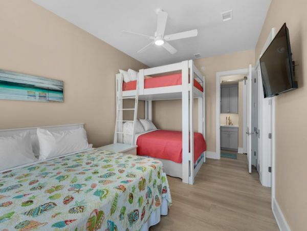 Best Navarre Vacation Rental for Events and Families