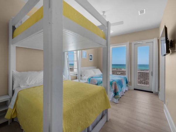 Best Navarre Vacation Rental for Events and Families