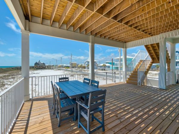 Best Navarre Vacation Rental for Events and Families