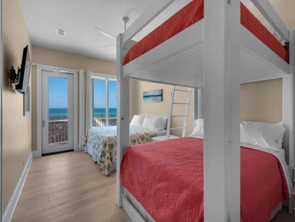 Best Navarre Vacation Rental for Events and Families