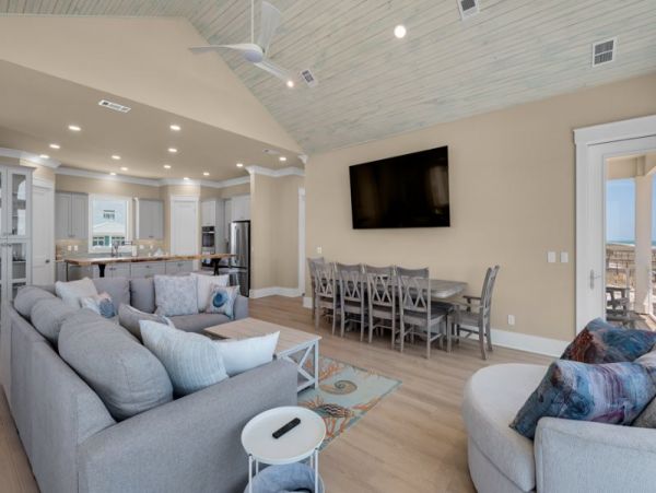 Best Navarre Vacation Rental for Events and Families