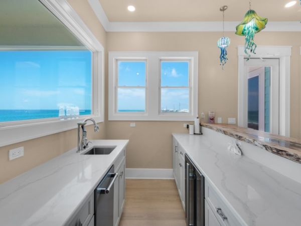 Best Navarre Vacation Rental for Events and Families