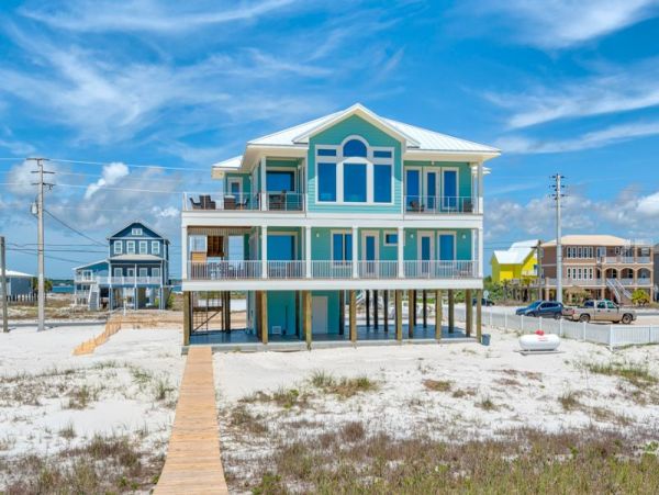 Best Navarre Vacation Rental for Events and Families