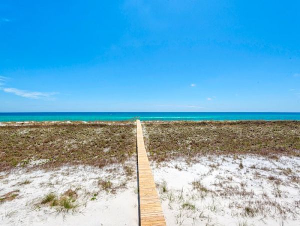 Best Navarre Vacation Rental for Events and Families