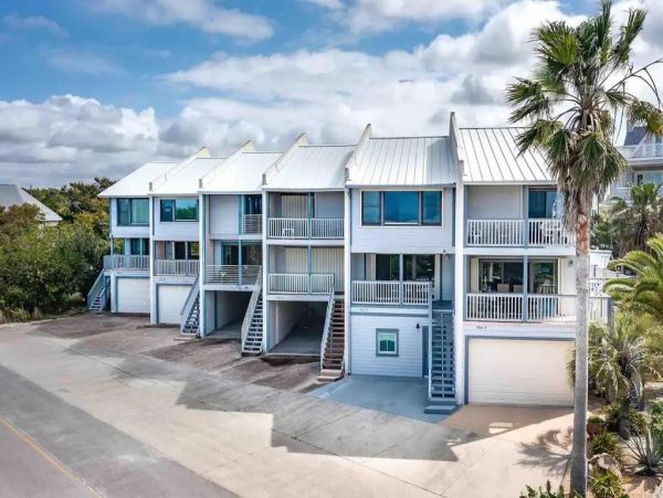 Gulf Views Panama City Vacation Condo Sleeps 6 Guests