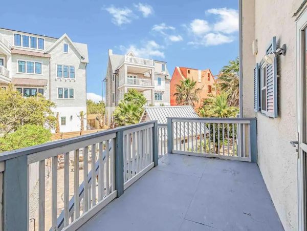 Gulf Views Panama City Vacation Condo Sleeps 6 Guests
