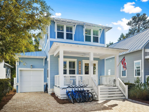Spacious 4 Bedroom Vacation Home Sleeps 12