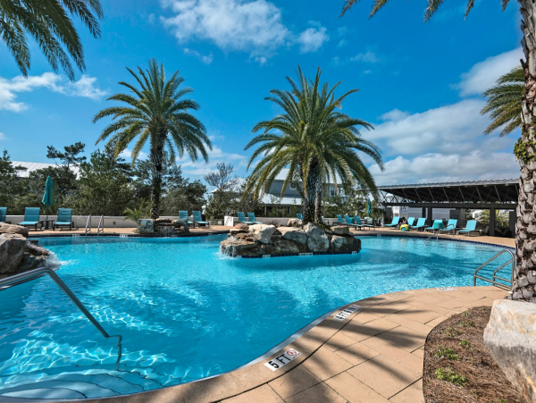 Spacious 4 Bedroom Vacation Home Sleeps 12