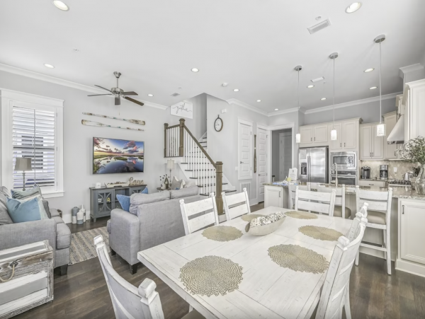 Spacious 4 Bedroom Vacation Home Sleeps 12
