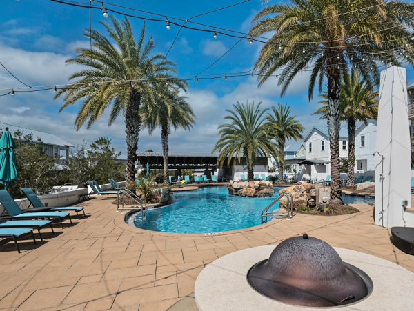 Spacious 4 Bedroom Vacation Home Sleeps 12