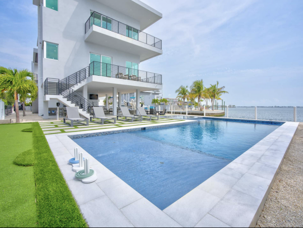 Luxury Marathon Keys Oceanfront Vacation Pool Villa