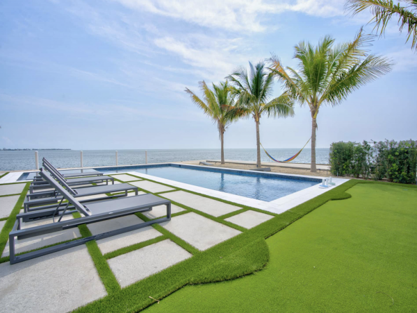 Luxury Marathon Keys Oceanfront Vacation Pool Villa