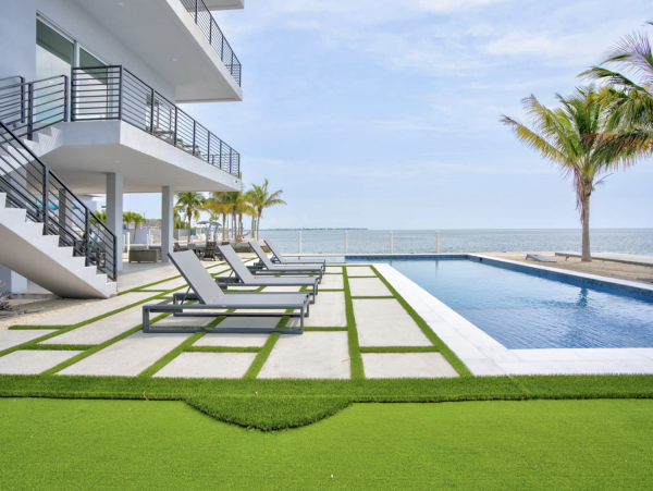 Luxury Marathon Keys Oceanfront Vacation Pool Villa