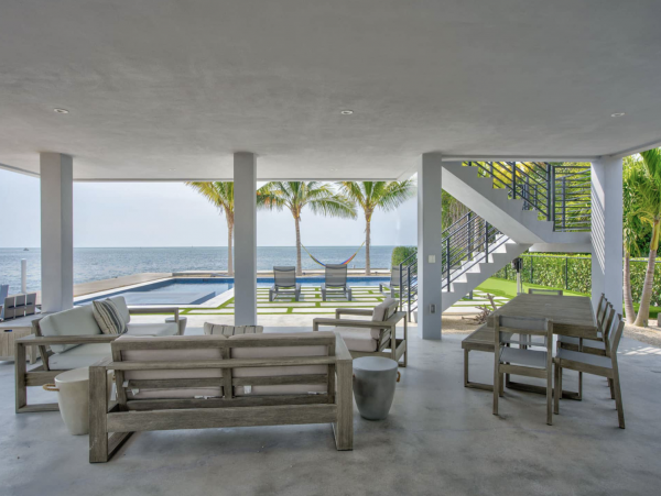 Luxury Marathon Keys Oceanfront Vacation Pool Villa
